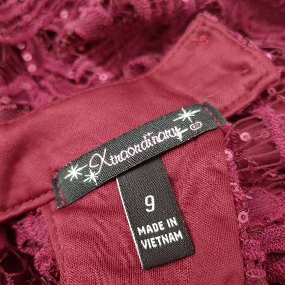 Xtraordinary evening dress. Size 9. Fully lined. Padded breast. - Picture 4 of 4